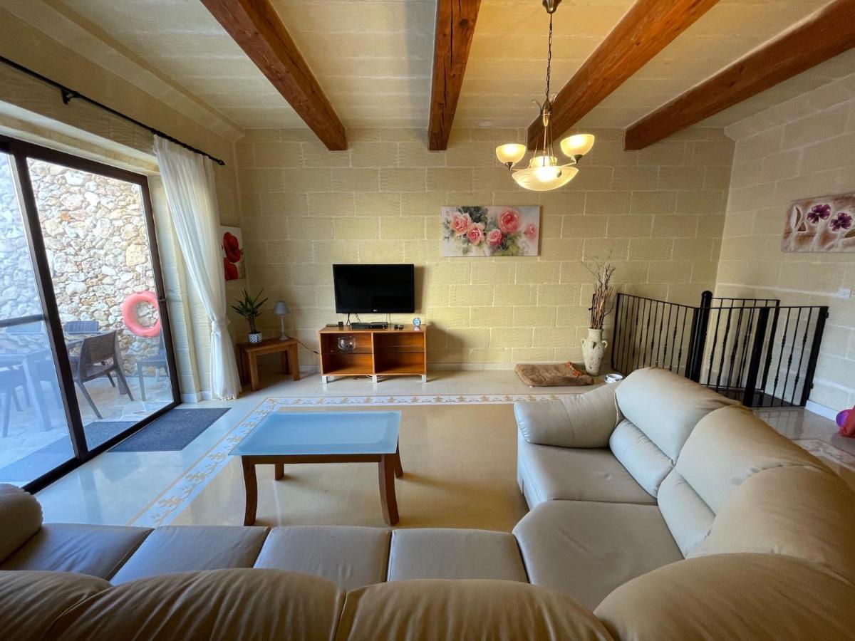 Gilju B&B Xagħra Екстериор снимка