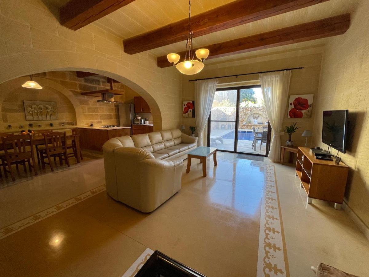 Gilju B&B Xagħra Екстериор снимка