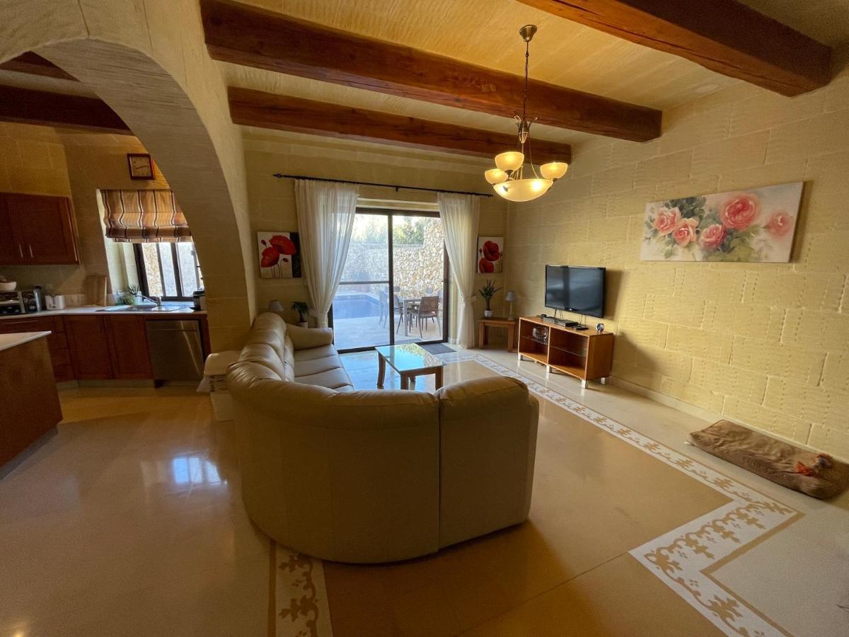 Gilju B&B Xagħra Екстериор снимка